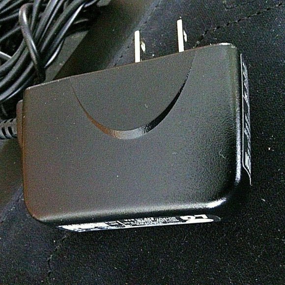 LG Travel Charger Mobile Phone STA-P52WR Plug Wall Adapter Cell Black Home Fit - Picture 2 of 16
